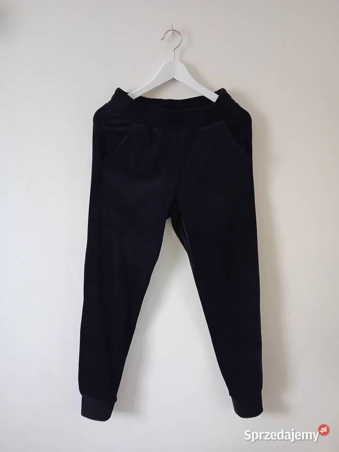 Dresy welurowe Warszawa