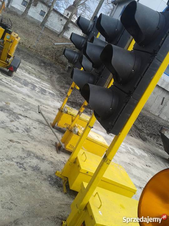 Sygnalizator drogowy wahadlowy ledowy radiowy Wojkowice Kościelne