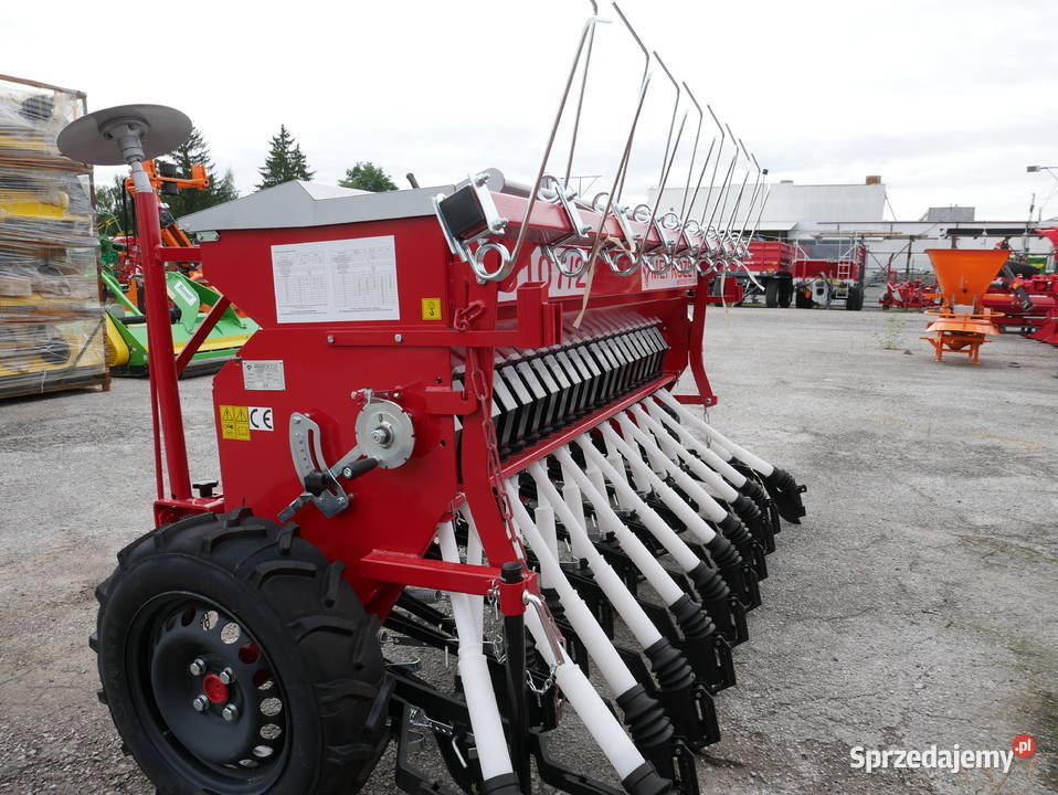 Siewnik zbożowy mechaniczny rzędowy firmy Sadzenie/siewniki Krasnystaw
