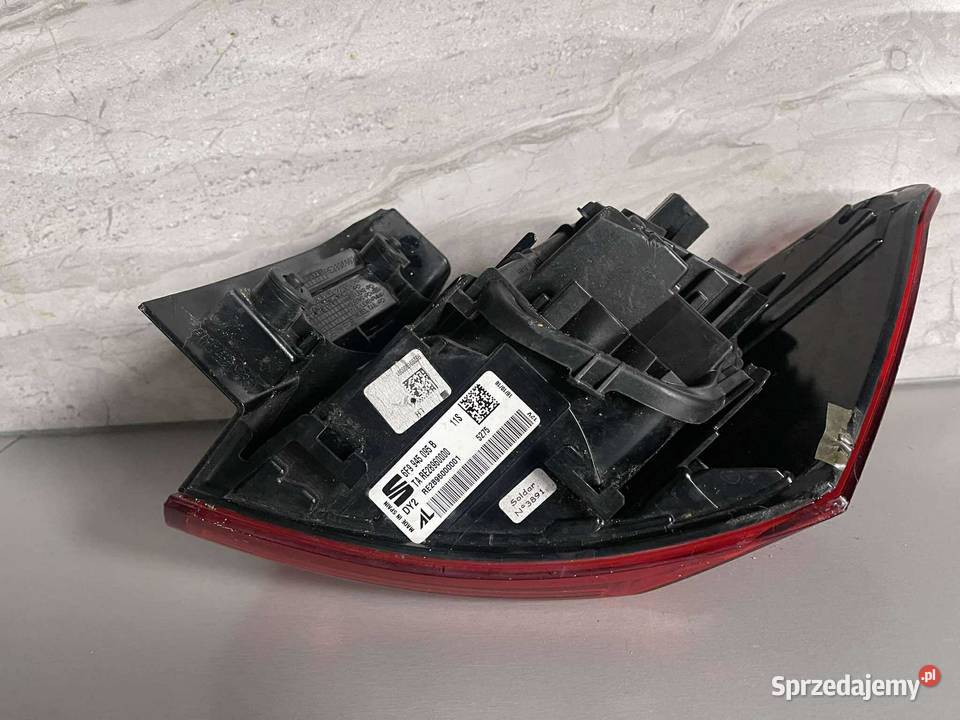 SEAT ARONA 679945095B LEWA LAMPA TYŁ wielkopolskie Ostroróg