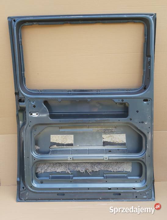 VW T5 T5 LIFT DRZWI LEWE PRZESUWNE 7H0843107 dostawcze Trzciel sprzedam