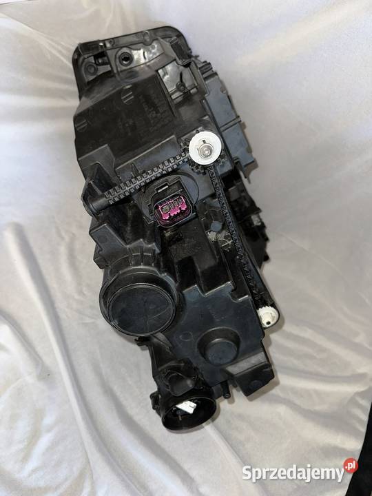 LAMPA LEWA PRZÓD SEAT ATECA LIFT FULL LED