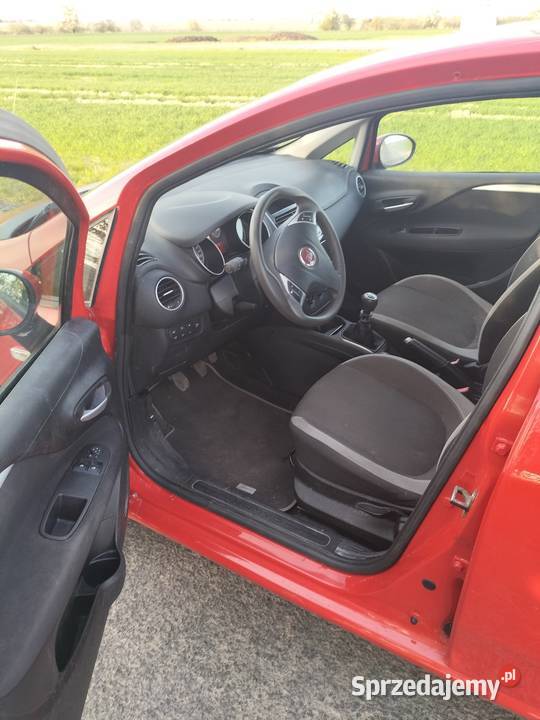Fiat Punto Evo 12 benzyna 5 Drzwi 2012 r Punto Evo Środa Wielkopolska