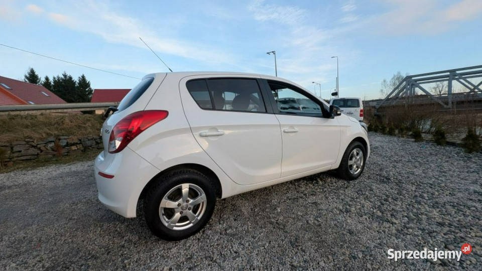 Hyundai i20 125 benzyna 85 I 20082014 światła LED