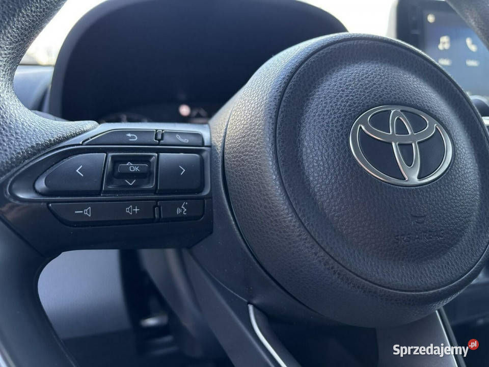 Toyota Yaris 15 VVTi Active salon Polska aluminiowe felgi Yaris Warszawa