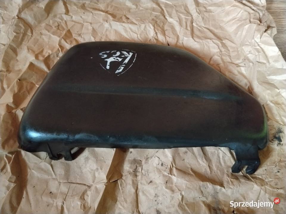 Wsk 125 Kos boczek prawy oryginalny Plastik