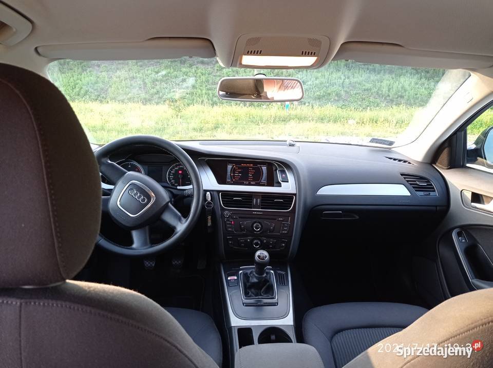 Audi A4 B8 kombi 20 16v TDI CR 368 bezwypadkowy