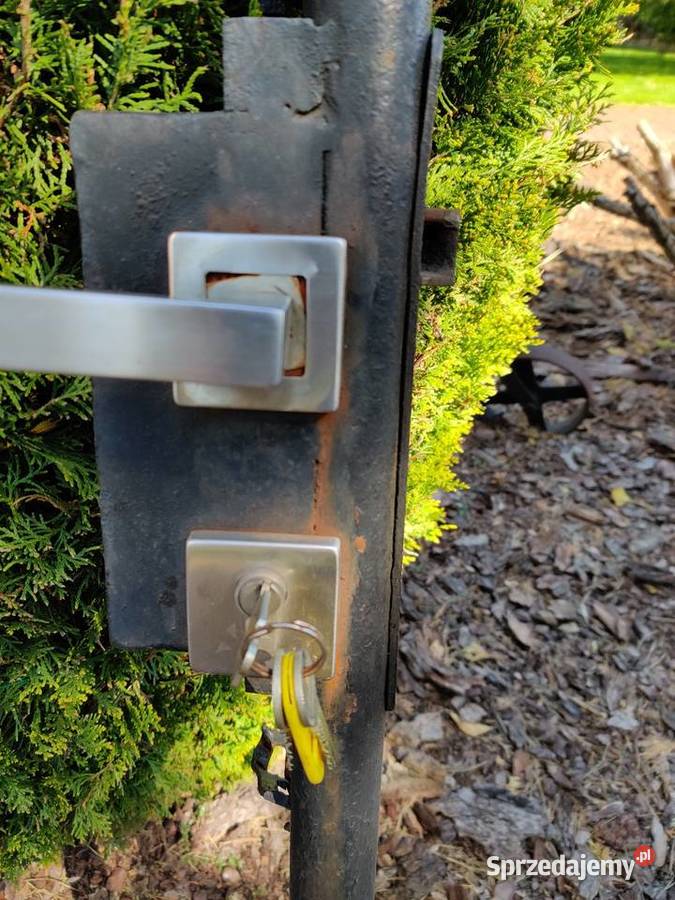 Bramy Furtka z kompletem 3 kluczy Bramy Katowice