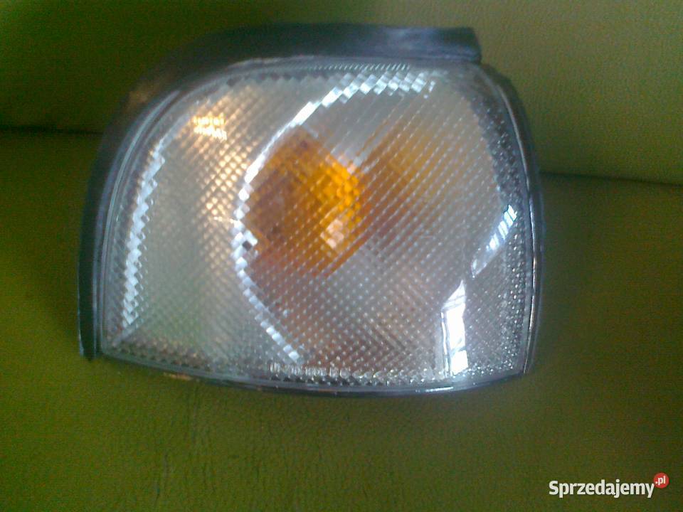 Nissan Sunny Y10 kierunkowskaz prawy nowy Pruszków sprzedam