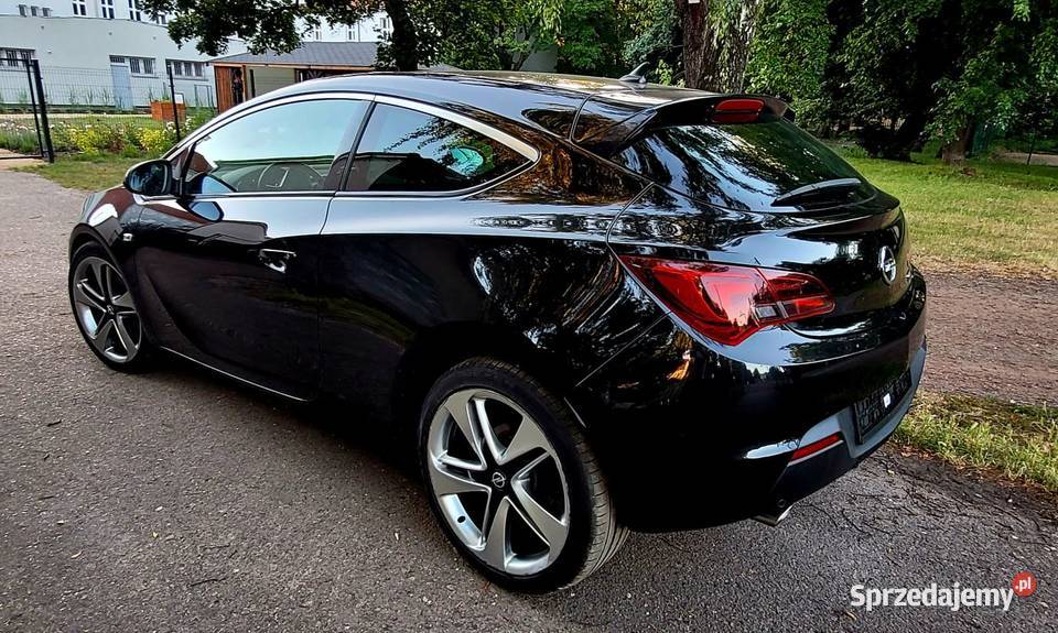 Opel Astra GTC 14 Turbo 140 Astra