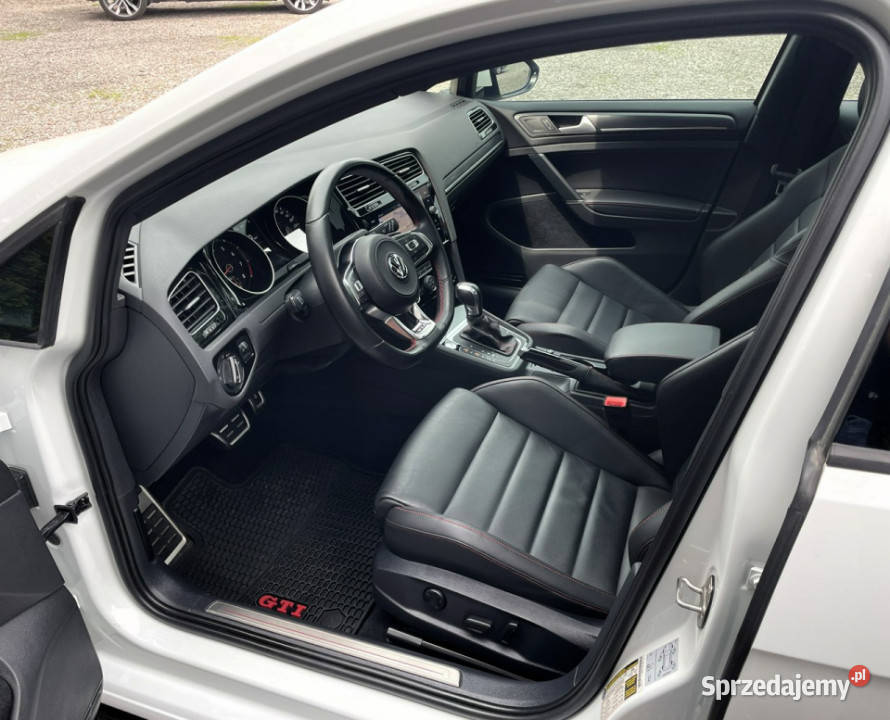 Volkswagen Golf GTI LED Klima Navi Temp nieuszkodzony Golf Bydgoszcz