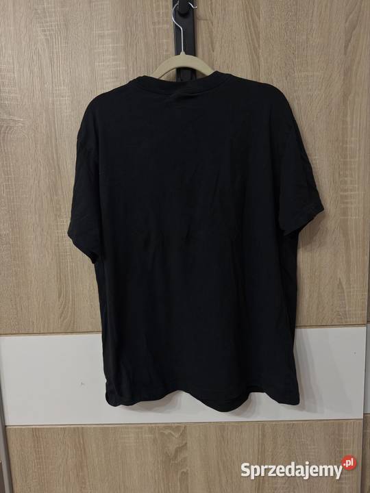 Koszulka Nike M central swoosh tshirt czarna Skarżysko-Kamienna sprzedam