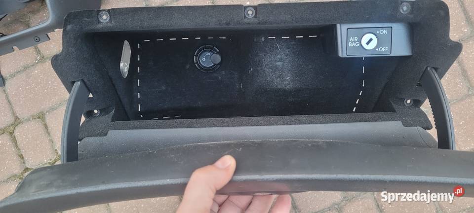 VW PASSAT B5 KPL DESKA SCHOWEK GRAFIT SZARY