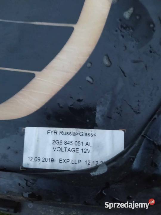 Szyba tylna VW GOLF SPORTSVAN Rok produkcji 2018 Góra sprzedam