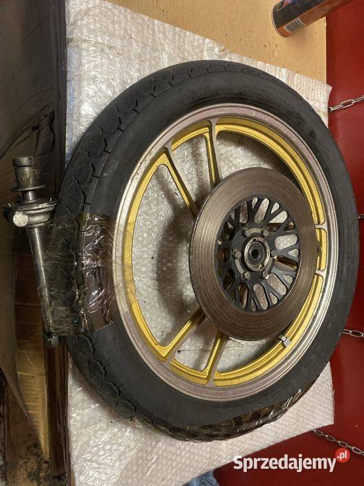 Suzuki GSX 400 przednie koło felga ośka opona Poznań