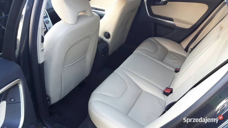 VOLVO V60 20 D 181 104tkm Słupca