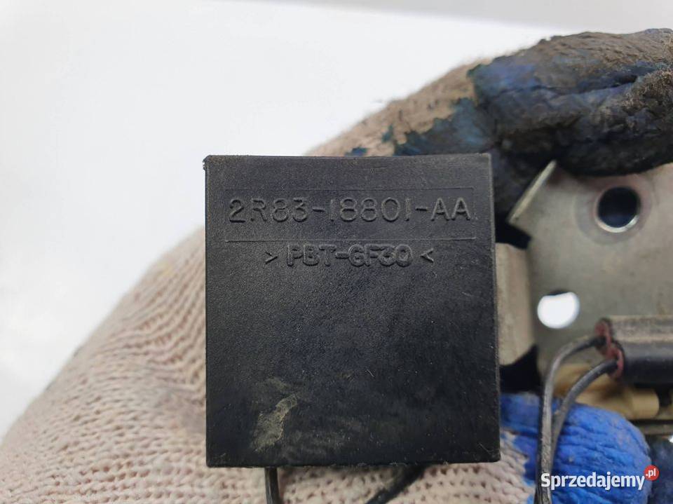 CZUJNIK JAGUAR XF 2R8318801AA