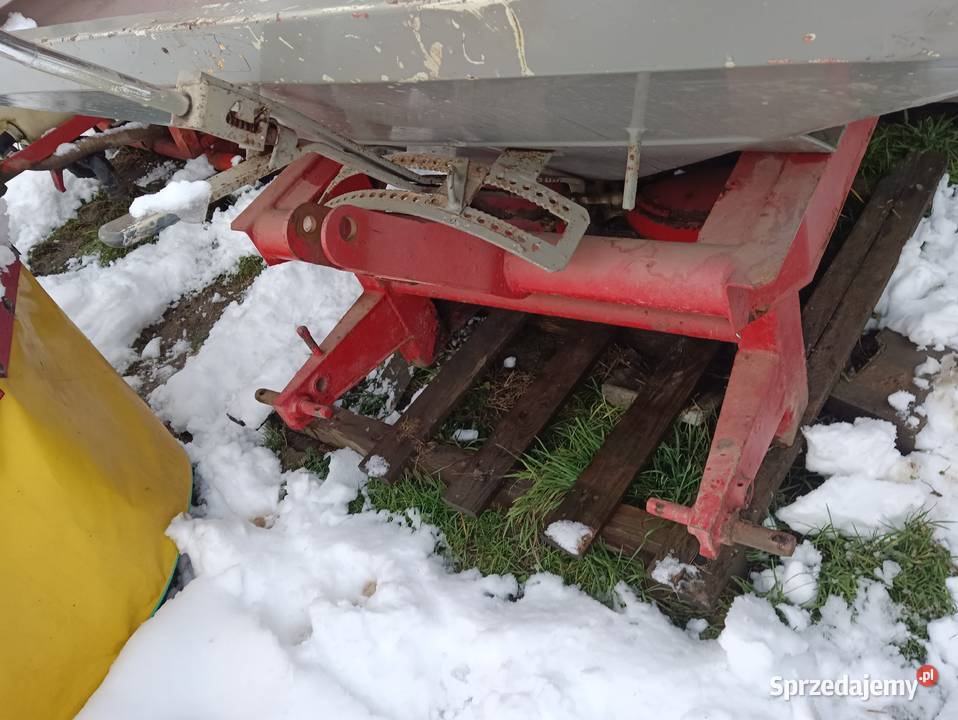 Rozsiewacz nawozów Rauch komet zs 600 2