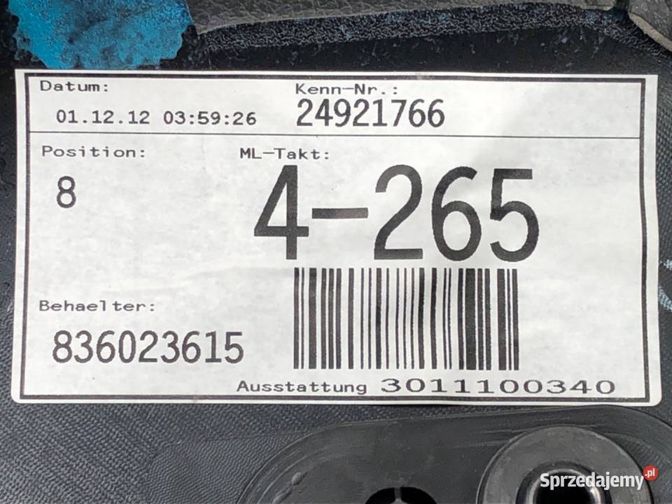 BOCZEK DRZWI LEWY TYŁ AUDI Q5 8R SUV 0817