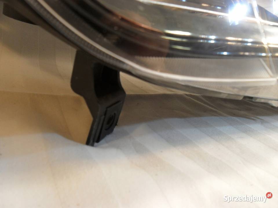 LAMPA PRAWY PRZÓD EU 5F1941006B SEAT LEON III 3 osobowe Nowy Tomyśl