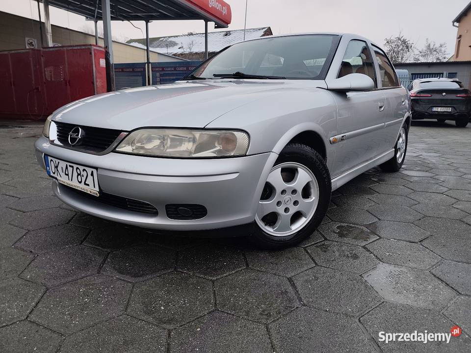 Opel Vectra 18 klimahakdługie opłaty manualna