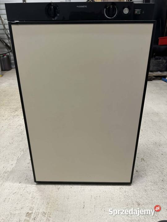 Lodówka Dometic kamper przyczepa Kamyk