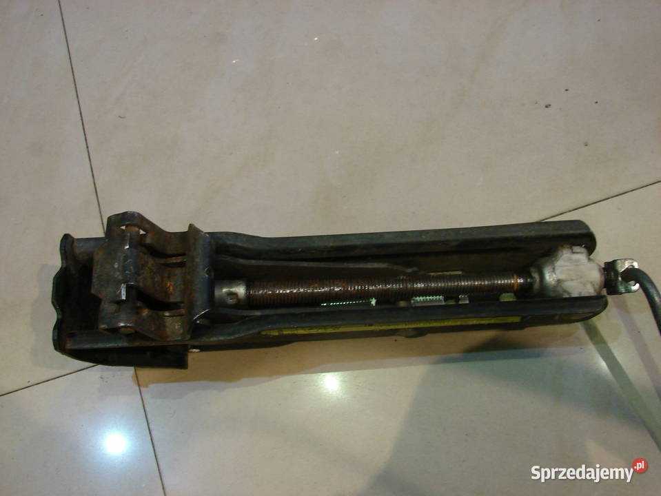 Lewarek podnośnik VW Passat B6 3C0 011 031B Normalia Starogard Gdański sprzedam