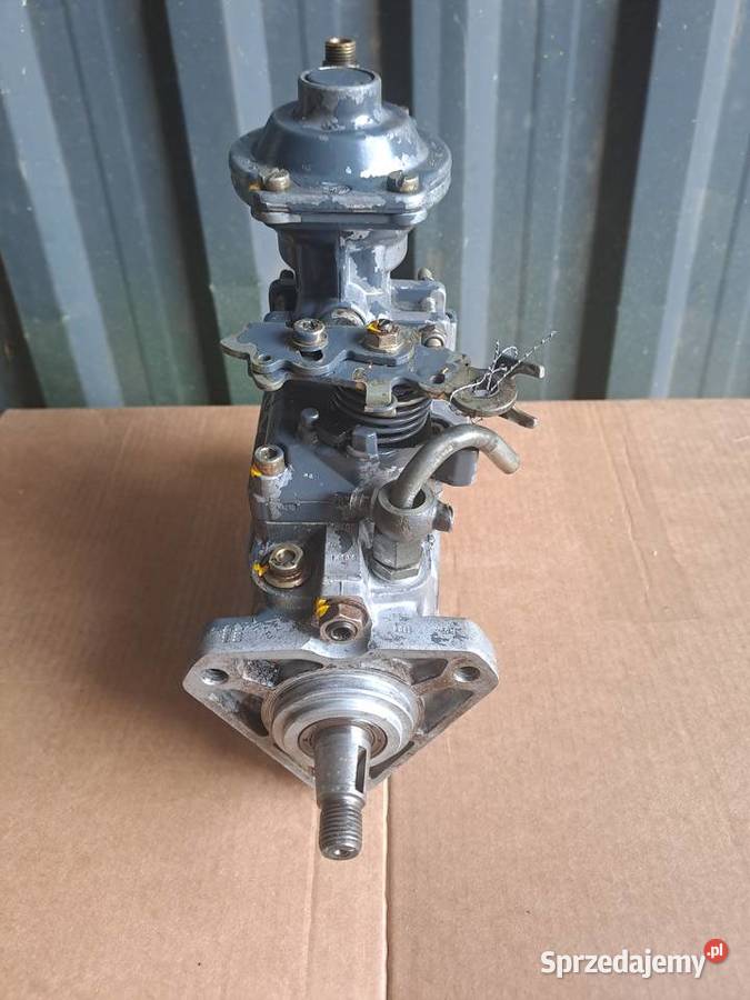 Pompa wtryskowa holland 6cyl tm 8360 Raciąż