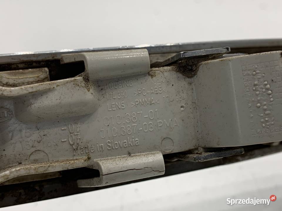 KIERUNKOWSKAZ LEWY PRZÓD BMW F11 7154167 0917 osobowe sprzedam