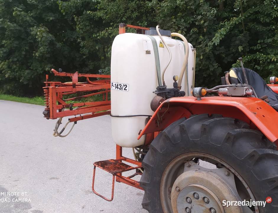 Opryskiwacz 400l nowszego lance regulowane na Dąbrowa Tarnowska