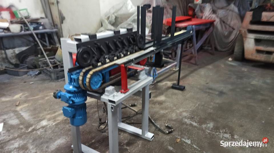 podajnik elementów do maszyny strugarki i innych