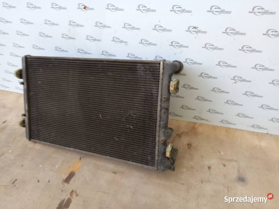 AUDI TT 18 10r chłodnica wody osobowe Kielce