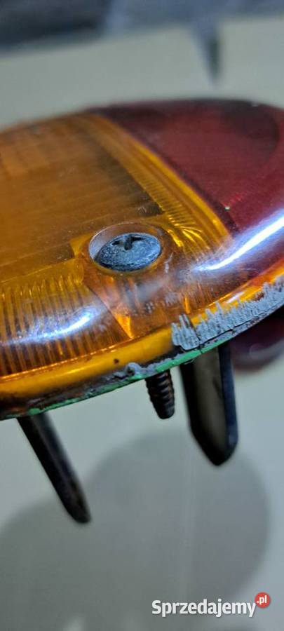 Klosze lamp tylnych Hella ciężarowe rolnicze uniwersalne pomorskie Luzino