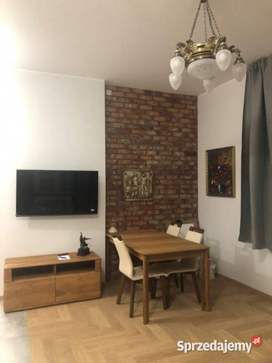 STYLOWY APARTAMENT W KAMIENICY