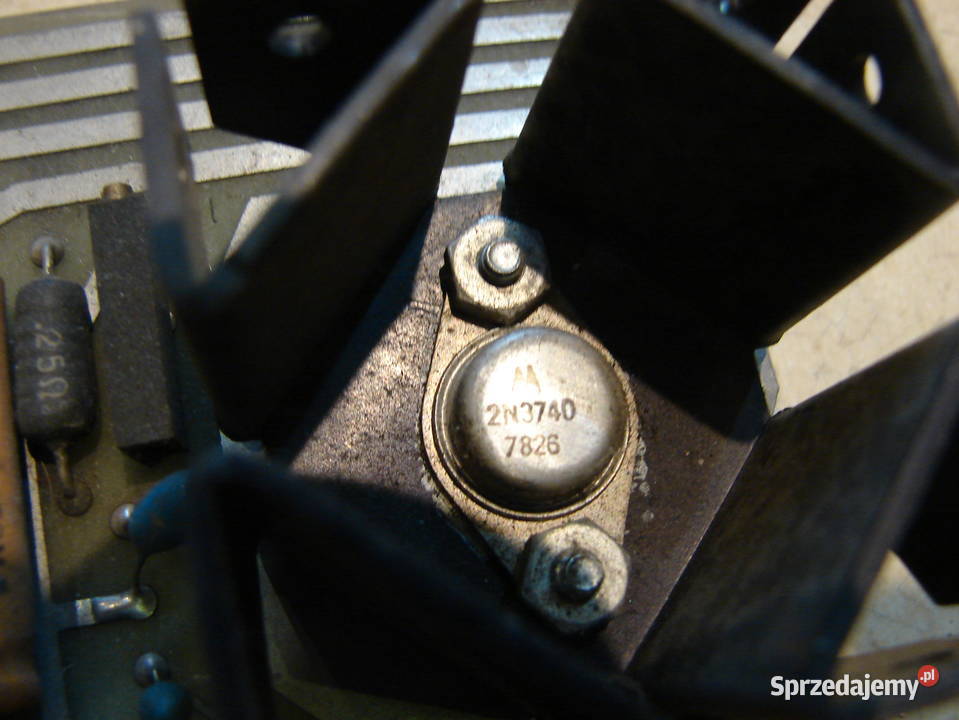 Zestaw starej elektroniki 2N3055 2N3740 LM305AH Części i akcesoria Starogard Gdański