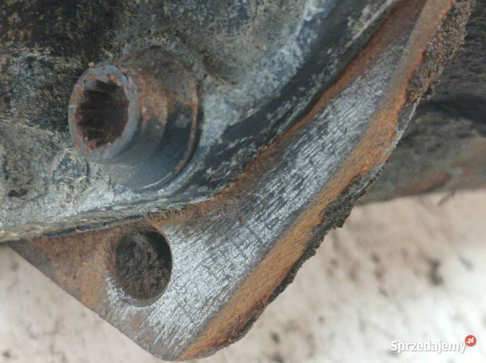 DYFERENCJAŁ MOST TYŁ 32 B 307 MercedesBenz Rok produkcji 2001