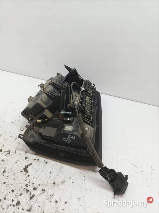 SCHOWEK PRAWY PASAŻERA DESKI 7027427 Bmw Seria 7