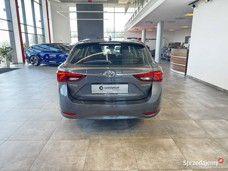 Toyota Avensis SW 18 147 automat 2018 r salon wielofunkcyjna kierownica