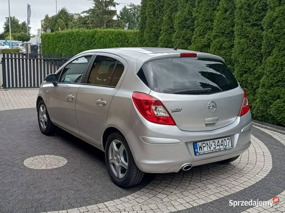 Opel Corsa 14 Climatronic Serwis Alu 18 Corsa