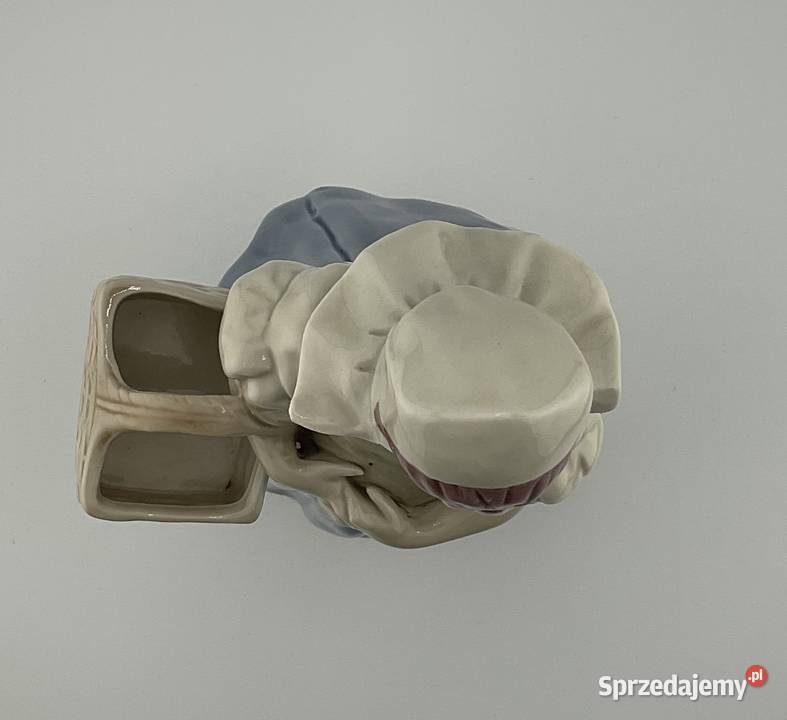 Antyczna Porcelanowa Figurka Dziewczynka z Antyki, Sztuka, Kolekcje Kraków sprzedam