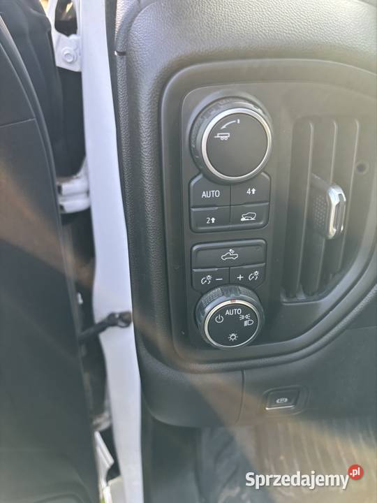 Chevrolet Silverado 2019 43 4x4 zamiana FV23 Sulejówek