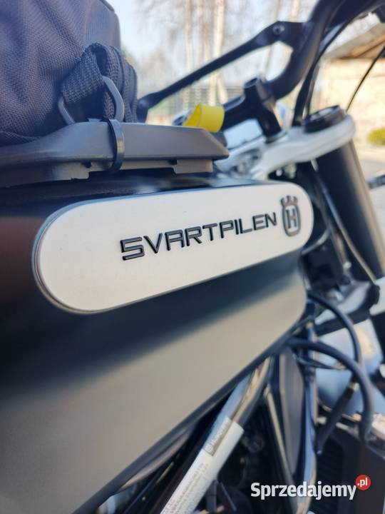 Husqvarna Svartpilen 125 2021 Fullled mały 15KM sprzedam