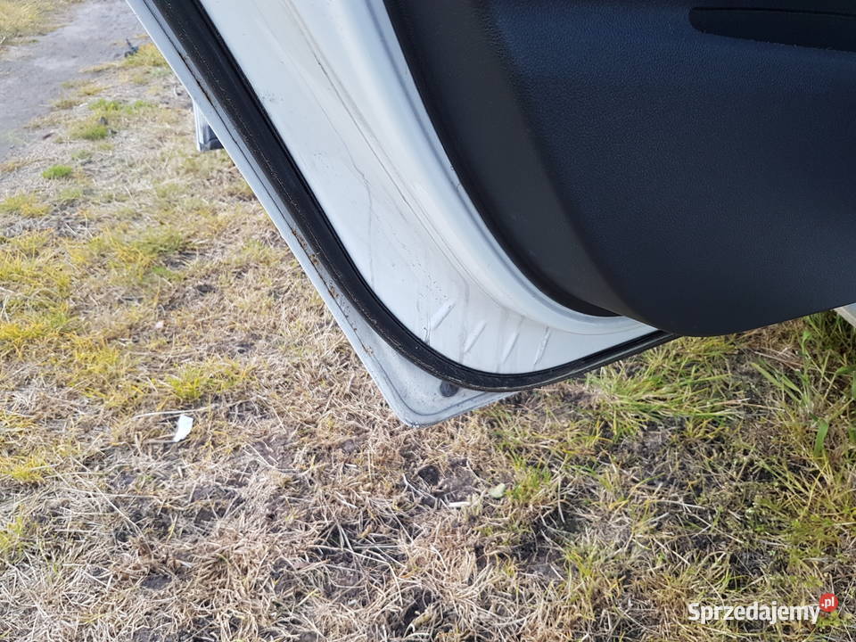 PEUGEOT 3008 I 2011 2012 DRZWI LEWE TYL TYLNE Turek sprzedam