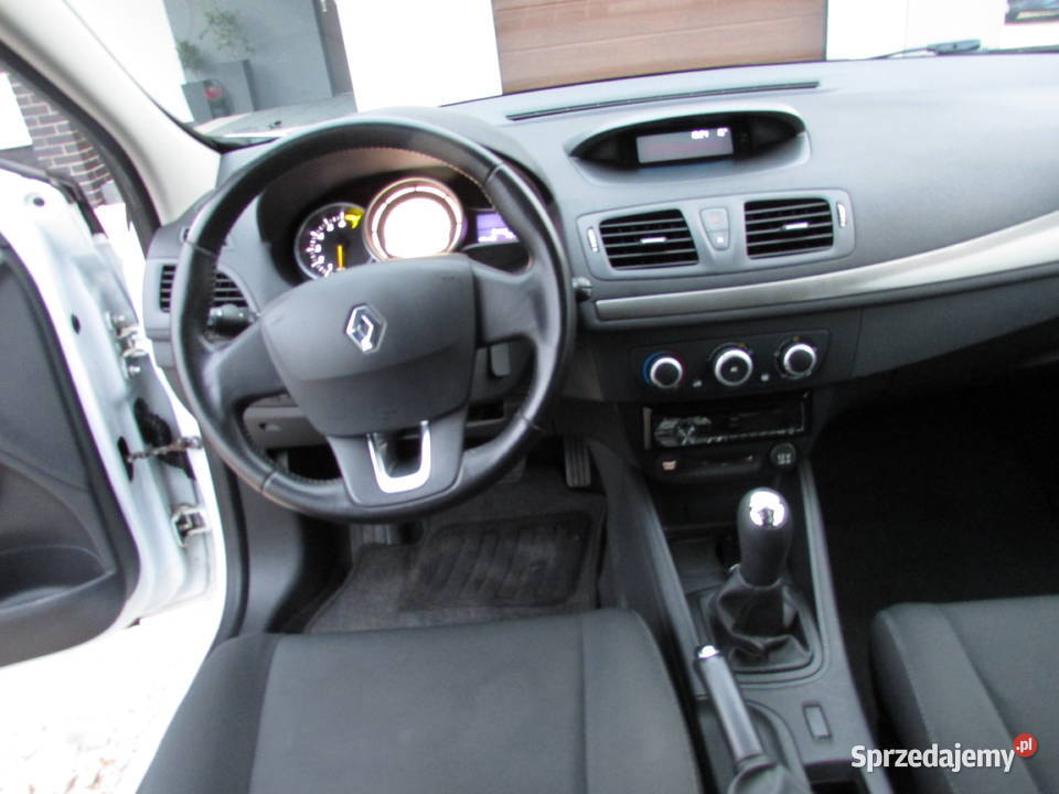 RENAULT MEGANEBEZWYPADKOWY KLIMATRONIK gniazdo USB Łuszczanowice