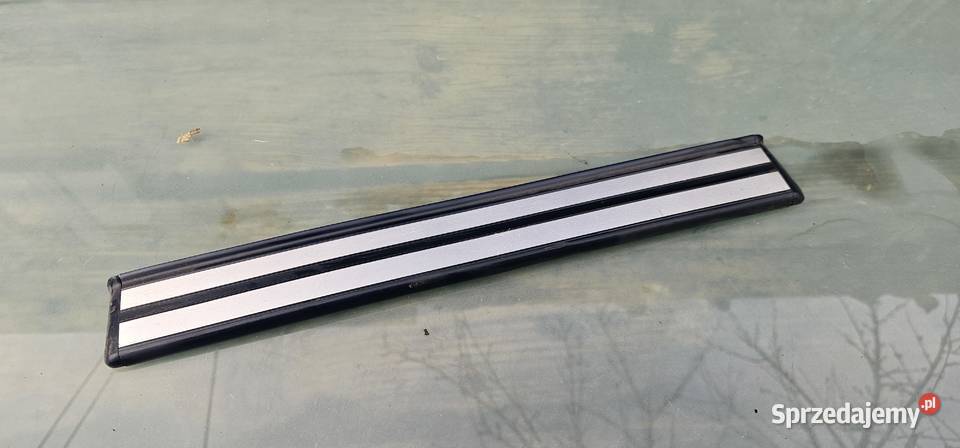 Nakładka progu tył mercedes w210 2106800535 osobowe Zbąszyń
