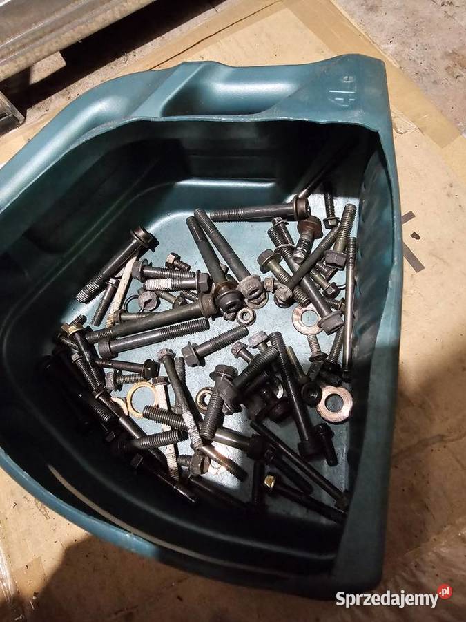 Suzuki Burgman 400 k429 śruby śrubki silnikowe Jelenia Góra