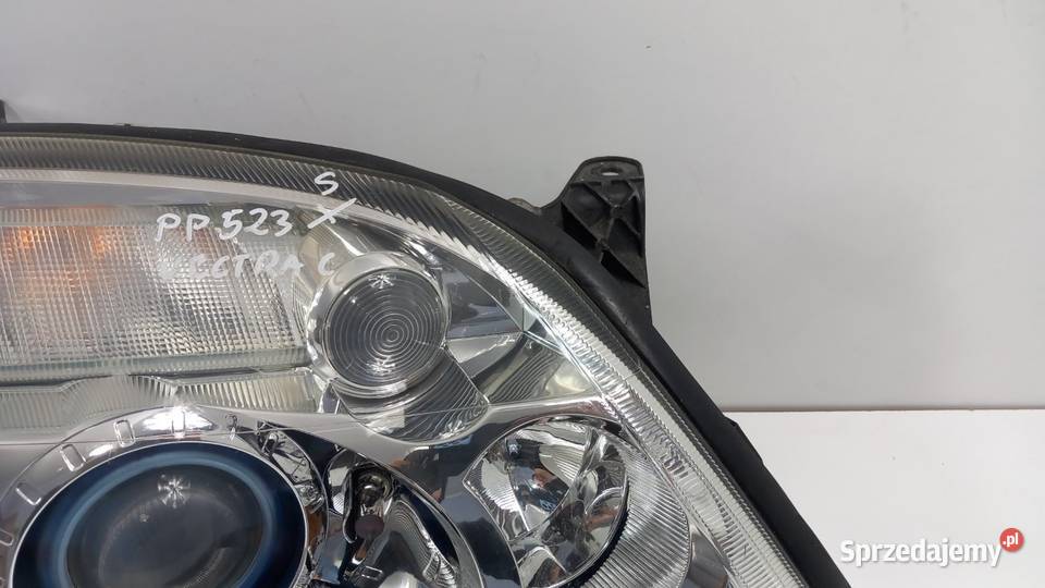 OPEL VECTRA C LAMPA PRZÓD PRAWA BI XENON Zbierkowo