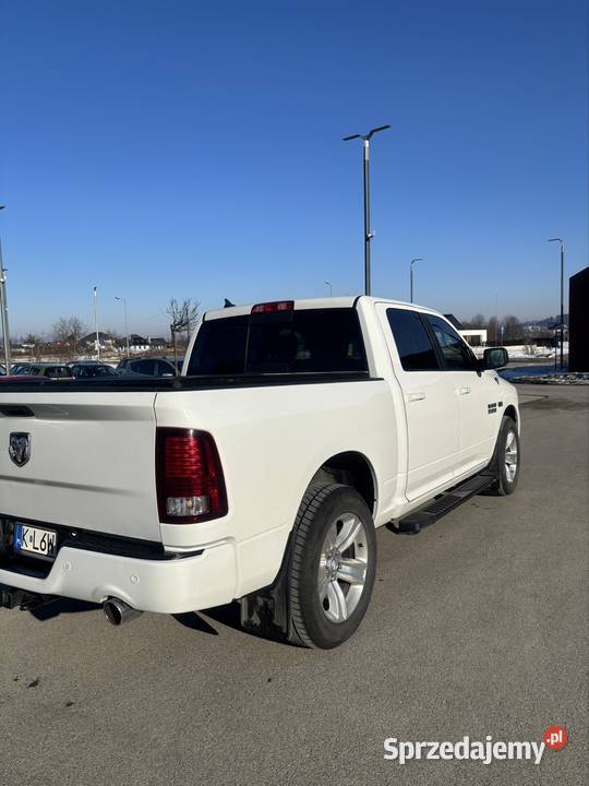 Sprzedam Dodge Ram 1500 57 Hemi podgrzewane fotele