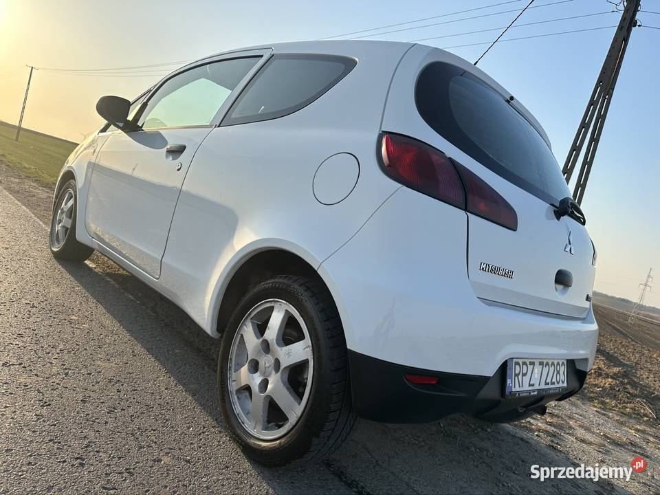 Mitsubishi Colt VI 11i 12V 75 2010 z Niemiec ASR (kontrola trakcji) Przeworsk
