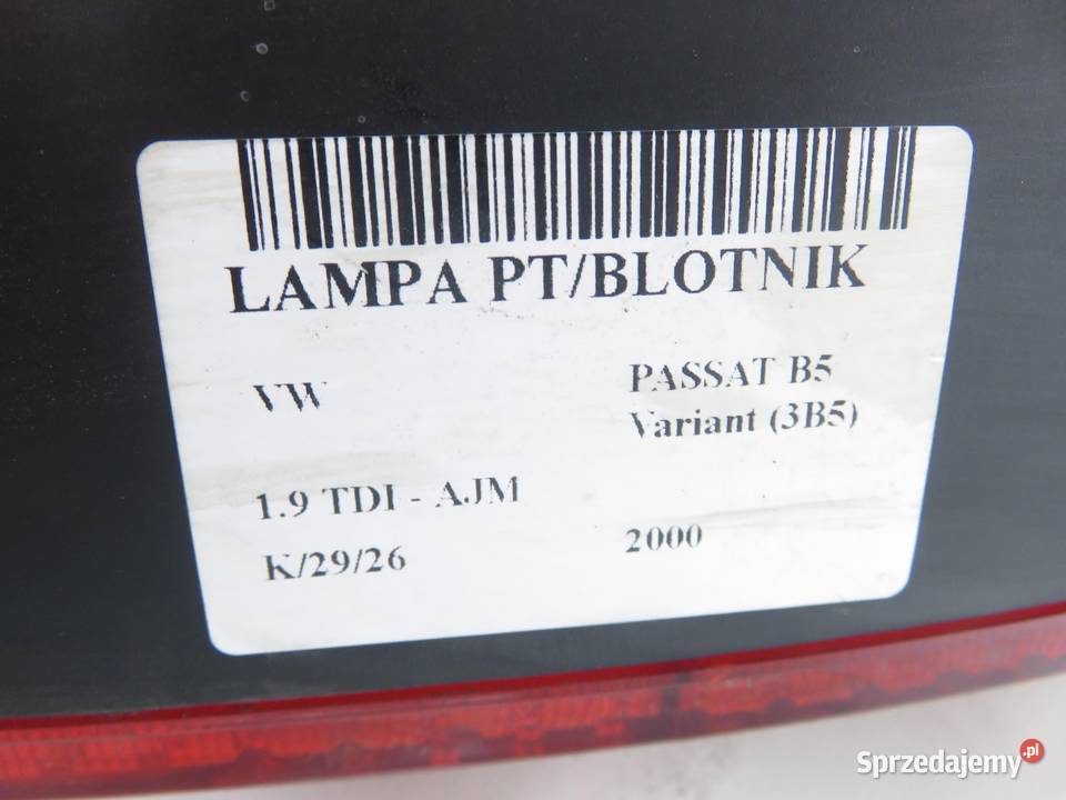LAMPA PRAWA TYLNA VW PASSAT B5 Variant 3B5